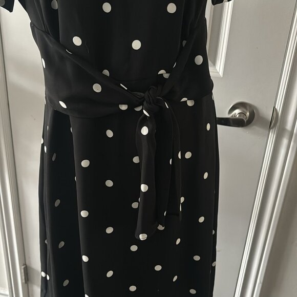 Ann Taylor Size 6 Women's Short Sleeve Polka Dot Black Shift Dress Tie Waist - Picture 4 of 8